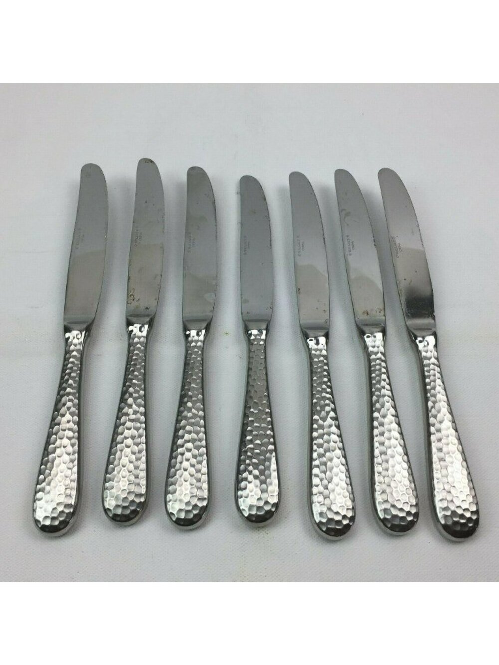 7 Dinner Knives Wallace Brooklyn Hammered 18/10 Stainless Serrated